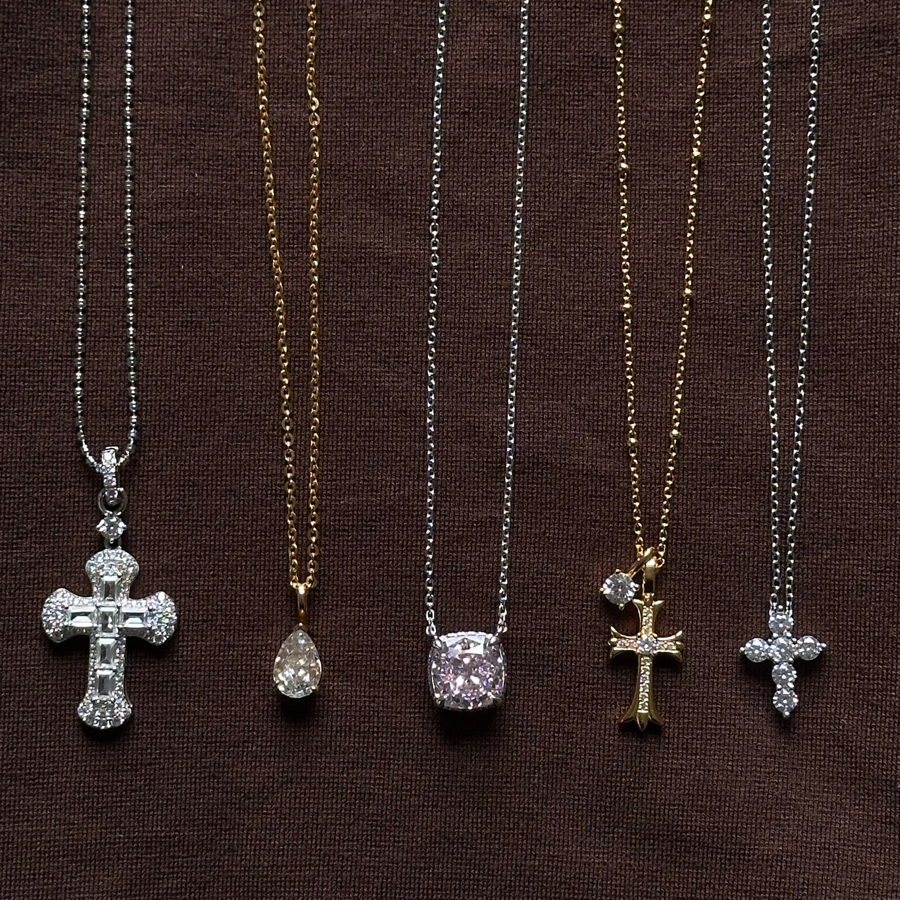Mini Cruz Necklace