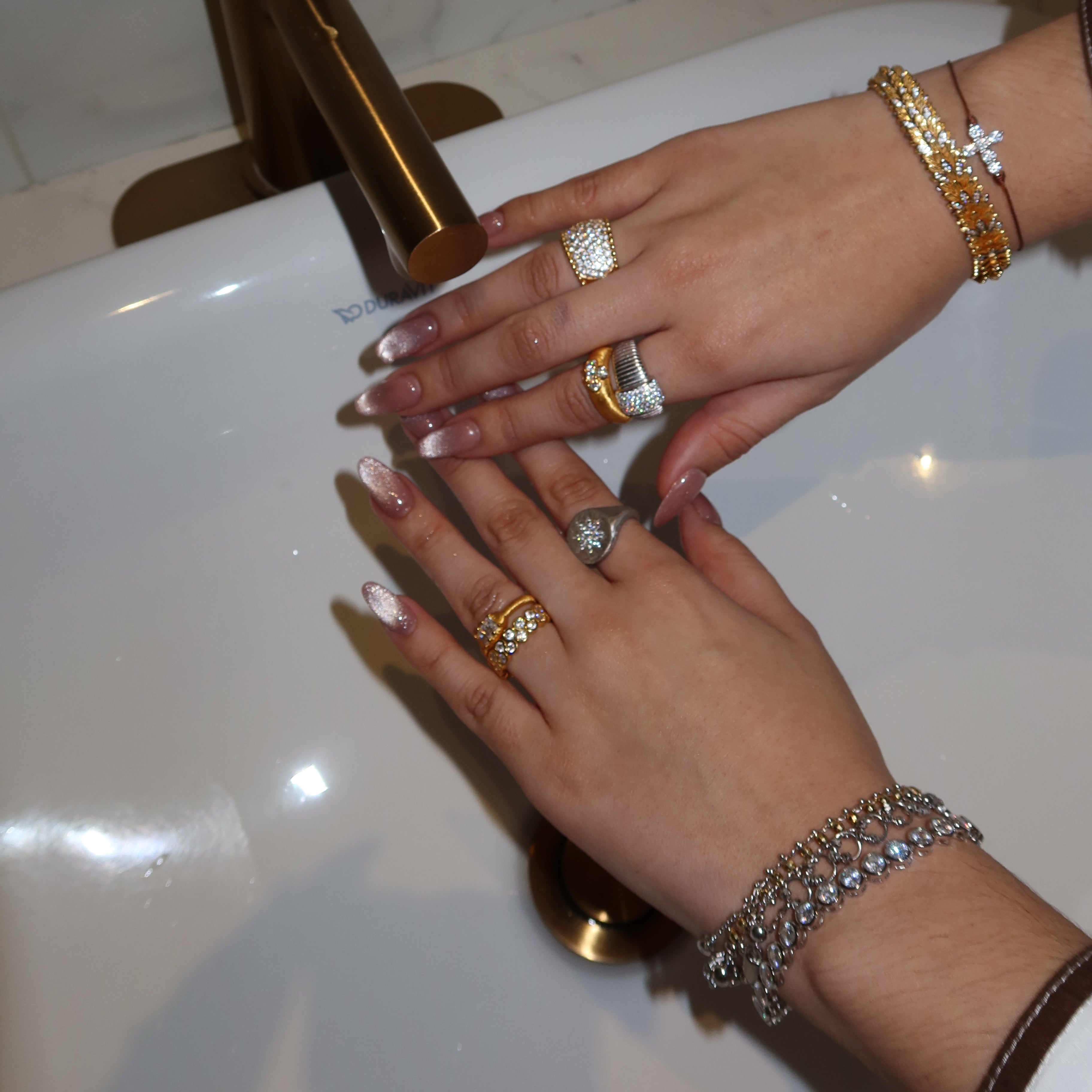 Nova Square Ring