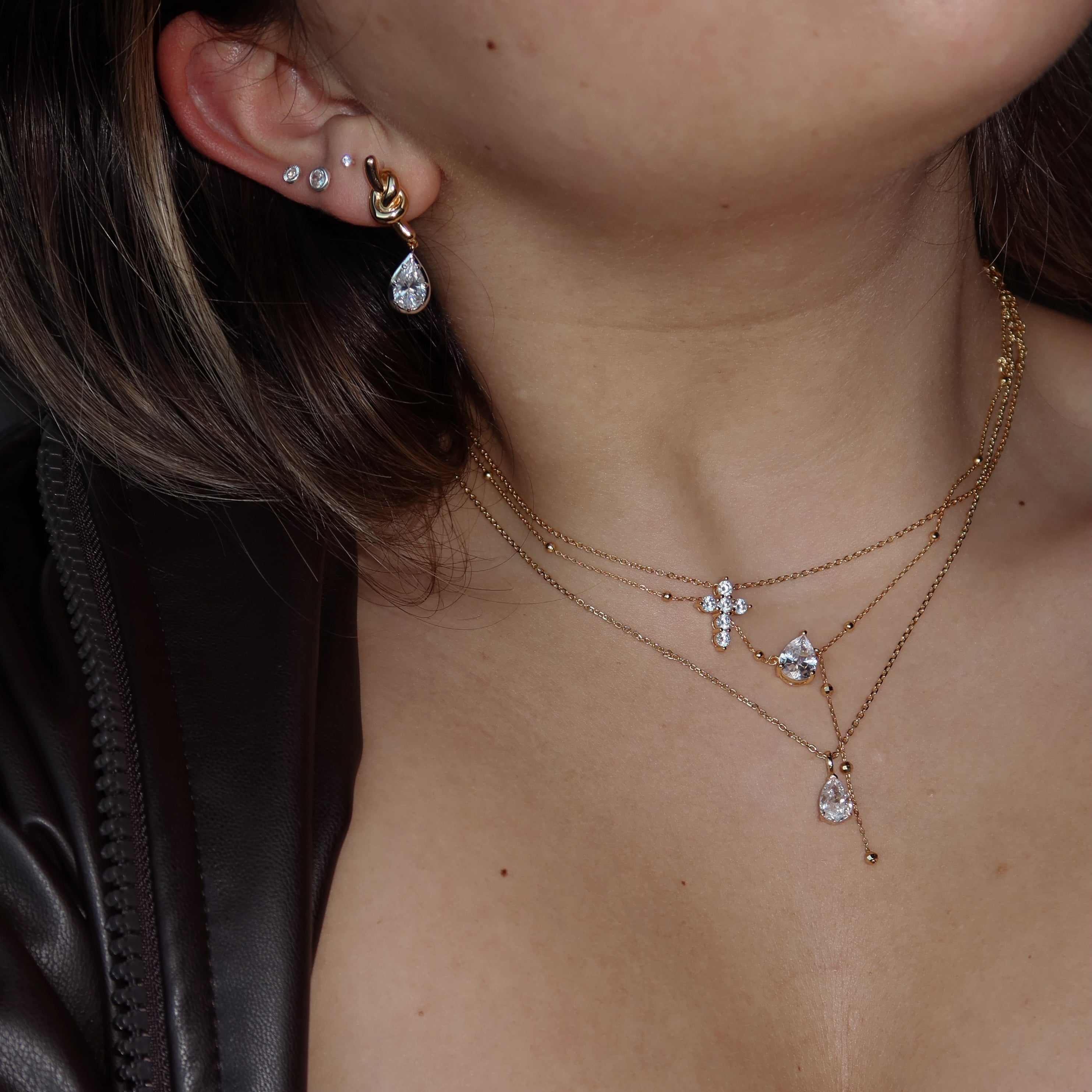 Oval Glow Necklace