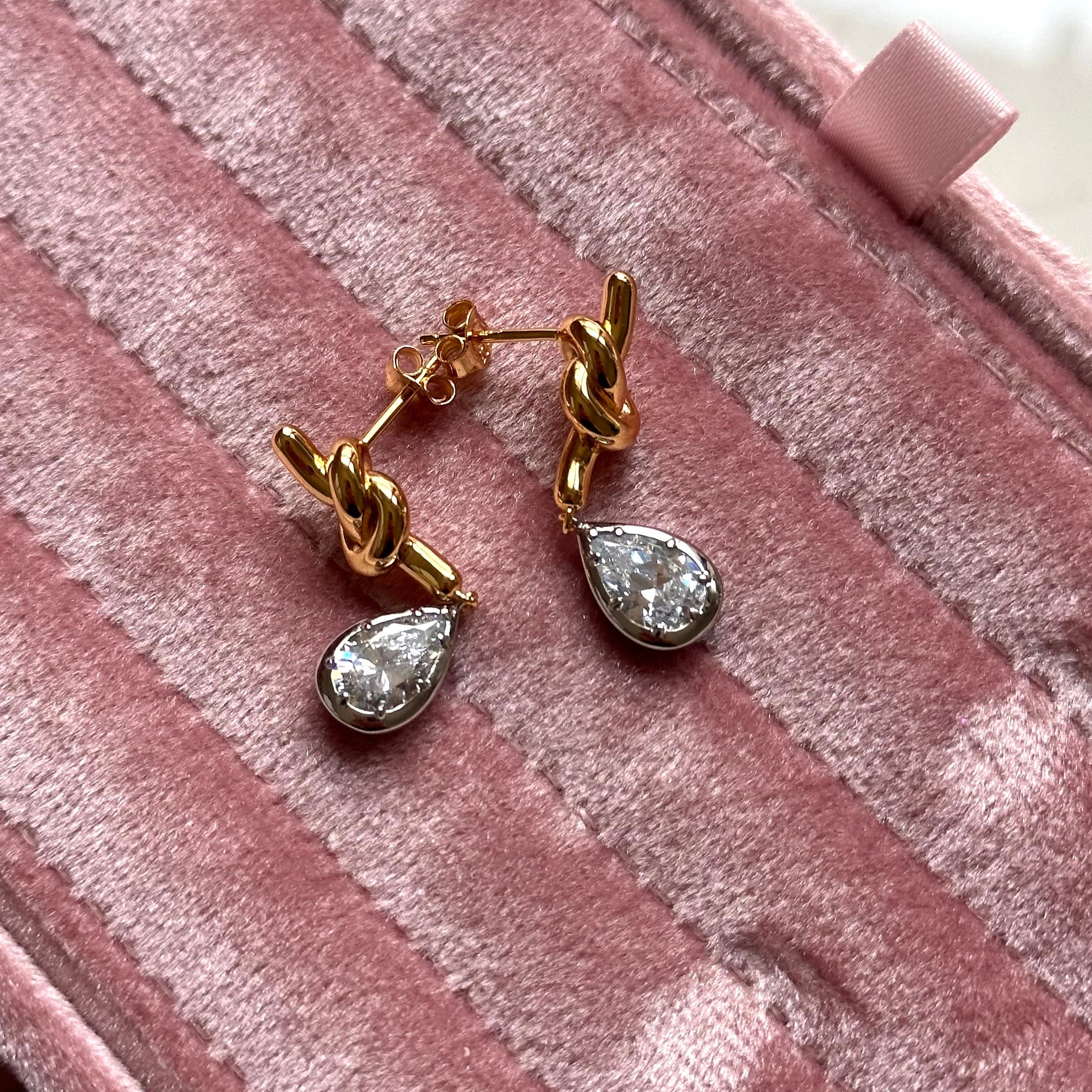Nudo Earrings